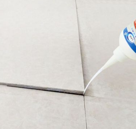武隆瓷砖空鼓维修公司分享卫生间瓷砖脱落的原因可能有以下几点
